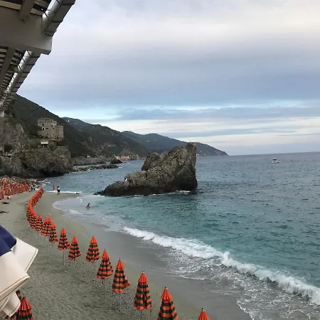 Il Nido Del Pavone アパート モンテロッソ・アル・マーレ